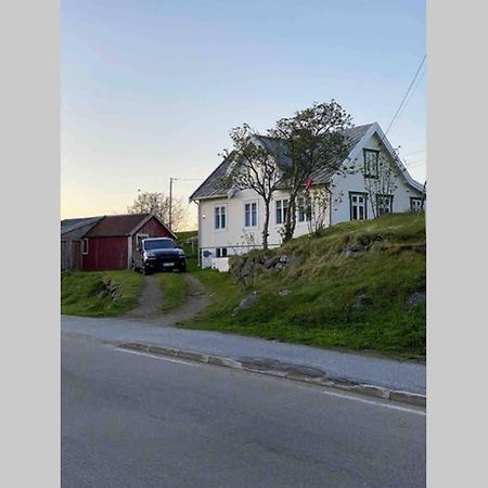 Nordlandshuset "Lottebakken", Ballstad In Lofoten 외부 사진