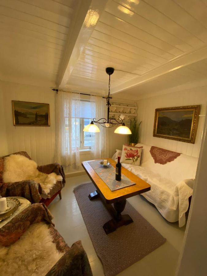 Nordlandshuset "Lottebakken", Ballstad In Lofoten 외부 사진