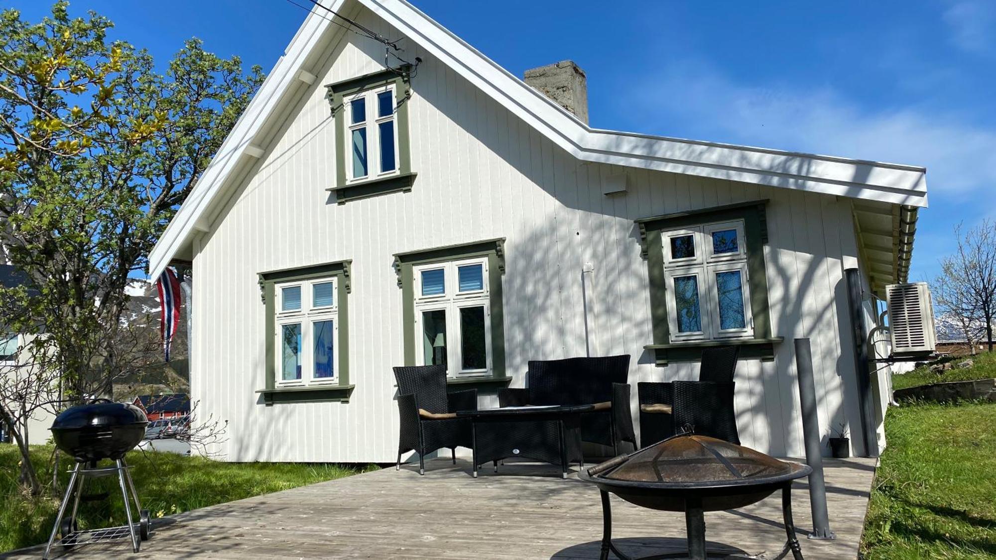 Nordlandshuset "Lottebakken", Ballstad In Lofoten 외부 사진